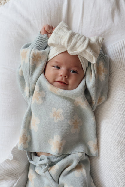 Blue Daisy Knit Set - Long Sleeve